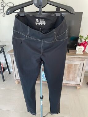 Women's Black Leggings with Contrast Stitching - Brand: